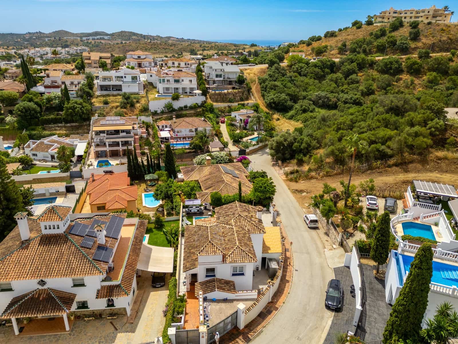 4 bedroom Villa for sale in Mijas Costa with pool garage - € 1,120,000 (Ref: 10010339)