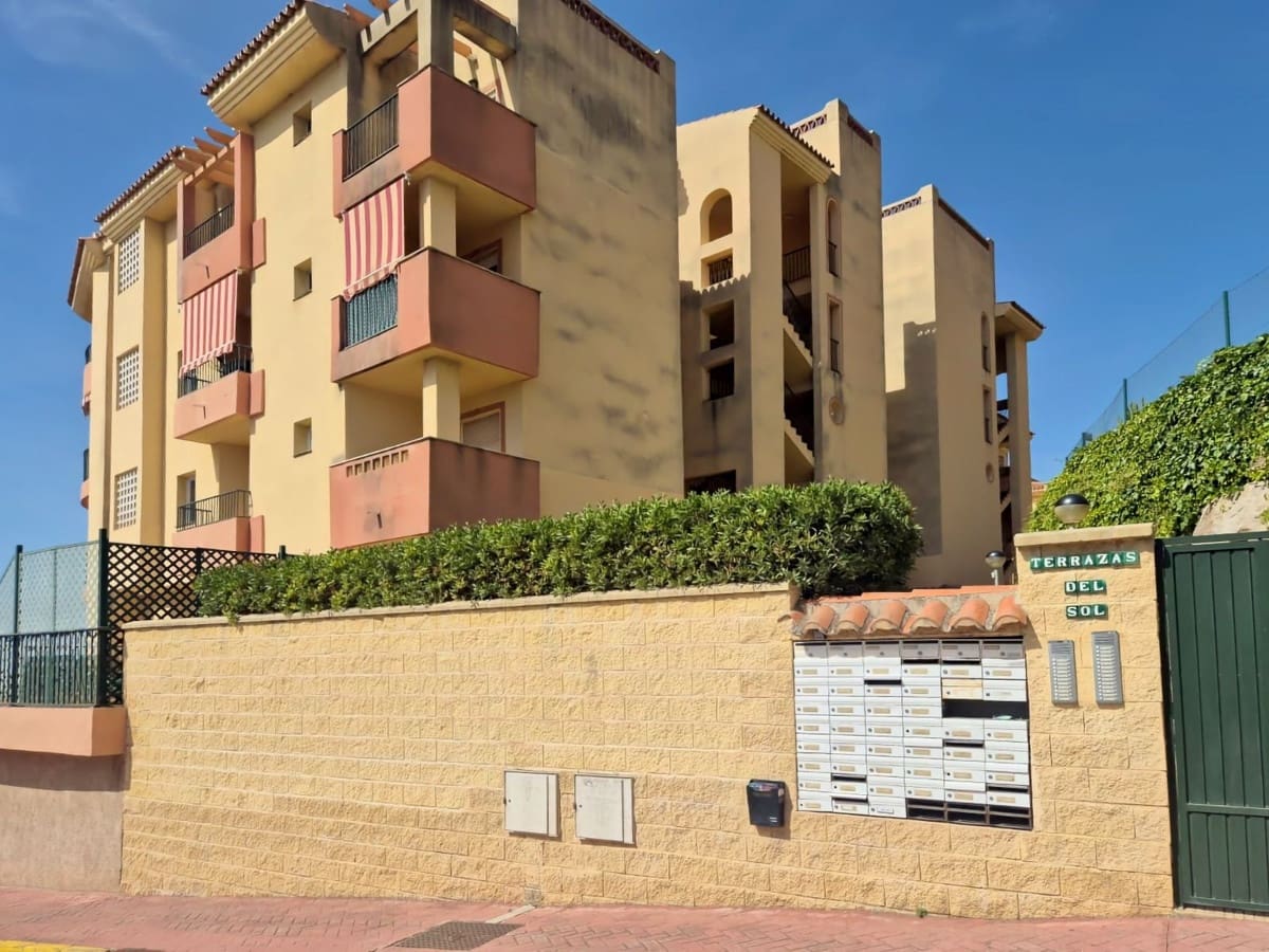 2 slaapkamer Appartement te koop in Riviera del Sol met zwembad garage - € 295.000 (Ref: 10015064)
