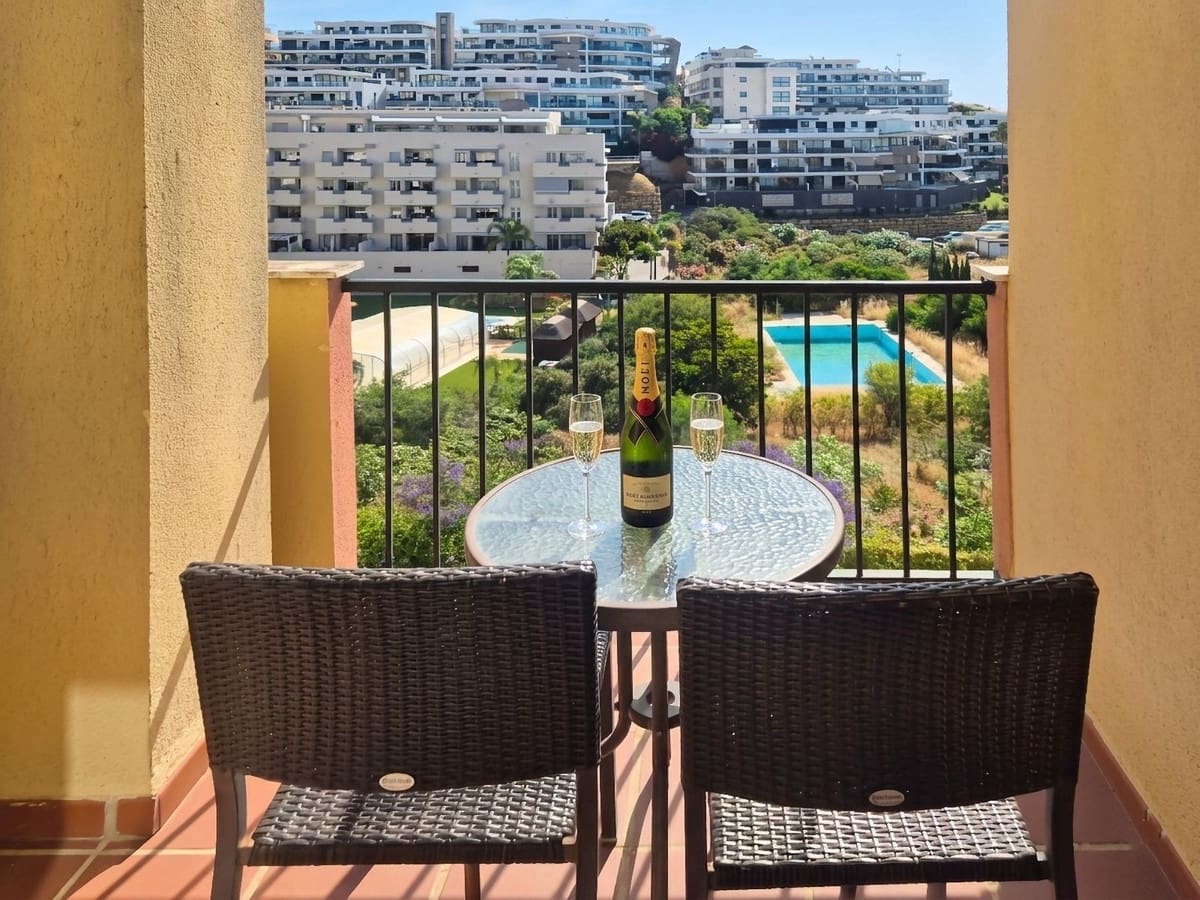 2 slaapkamer Appartement te koop in Riviera del Sol met zwembad garage - € 295.000 (Ref: 10015064)