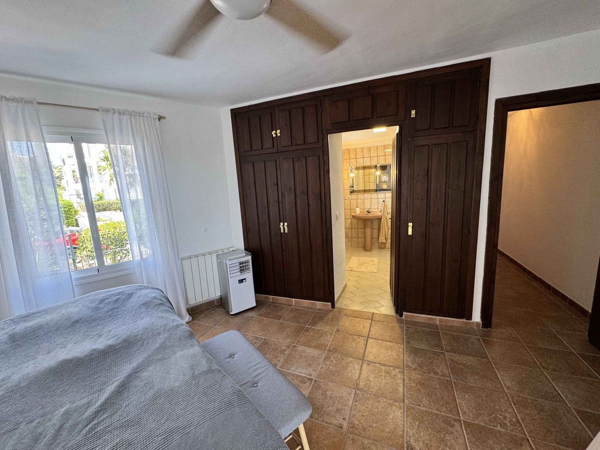 3 soverom Leilighet til salgs i Riviera del Sol med svømmebasseng garasje - € 449 000 (Ref: 10021995)