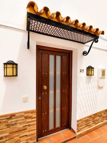 1 bedroom Townhouse for sale in Cancelada, Estepona - € 269,000 (Ref: 10021996)
