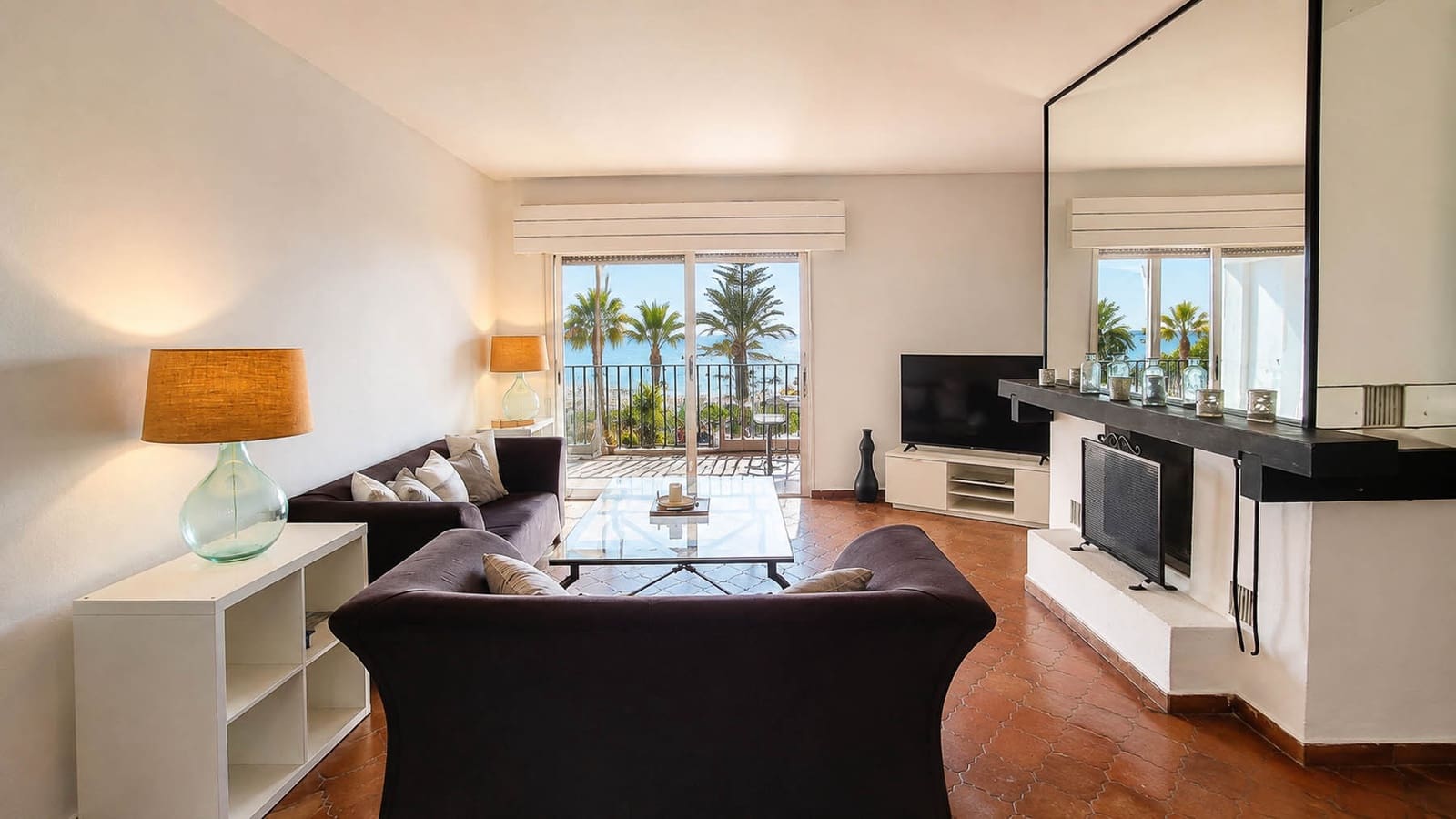 1 bedroom Apartment for sale in Marbella - € 656,000 (Ref: 10026759)