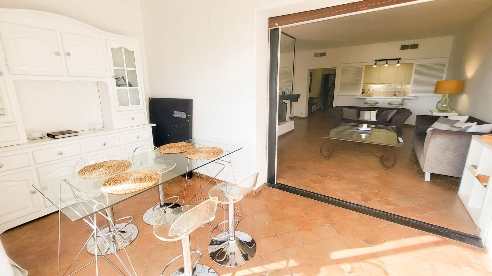 1 bedroom Apartment for sale in Marbella - € 656,000 (Ref: 10026759)