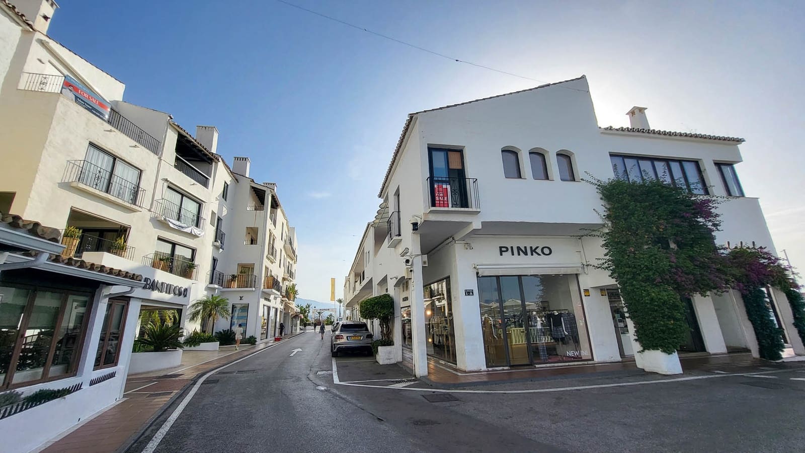 1 bedroom Apartment for sale in Marbella - € 656,000 (Ref: 10026759)
