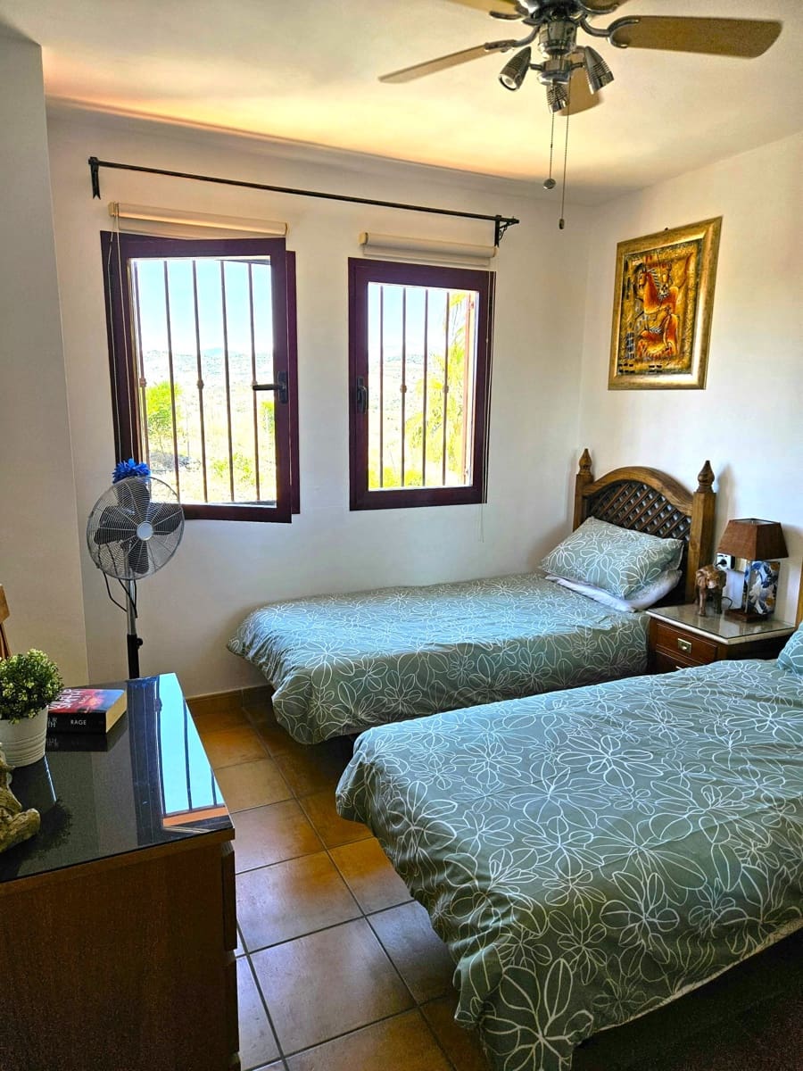 3 chambre Appartement à vendre à Calahonda avec piscine garage - 529 000 € (Ref: 10031471)