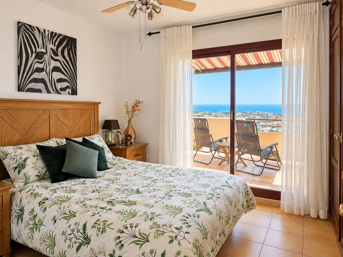 3 bedroom Apartment for sale in Calahonda with pool garage - € 529,000 (Ref: 10031471)