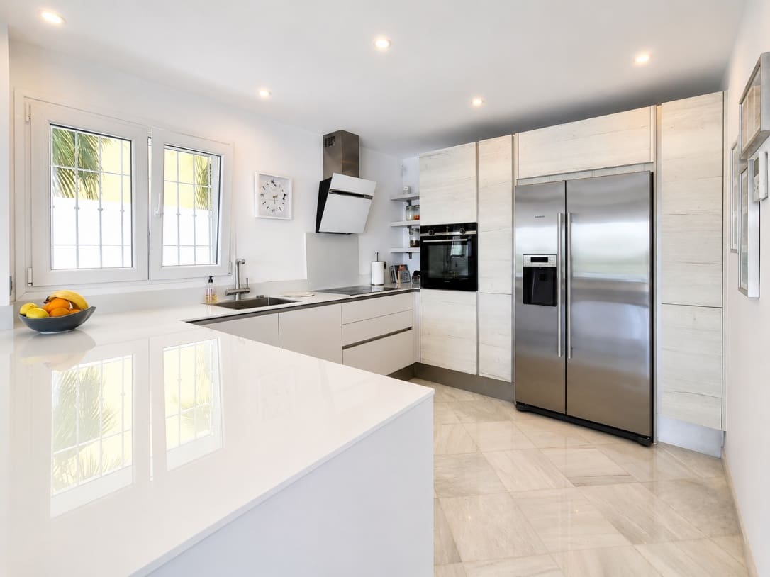 5 soveværelse Villa til salg i Calahonda med swimmingpool garage - € 1.150.000 (Ref: 10044469)