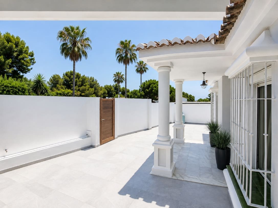 5 soveværelse Villa til salg i Calahonda med swimmingpool garage - € 1.150.000 (Ref: 10044469)