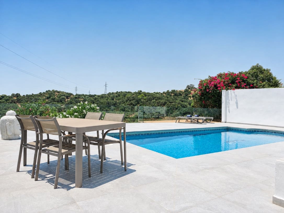 5 soveværelse Villa til salg i Calahonda med swimmingpool garage - € 1.150.000 (Ref: 10044469)