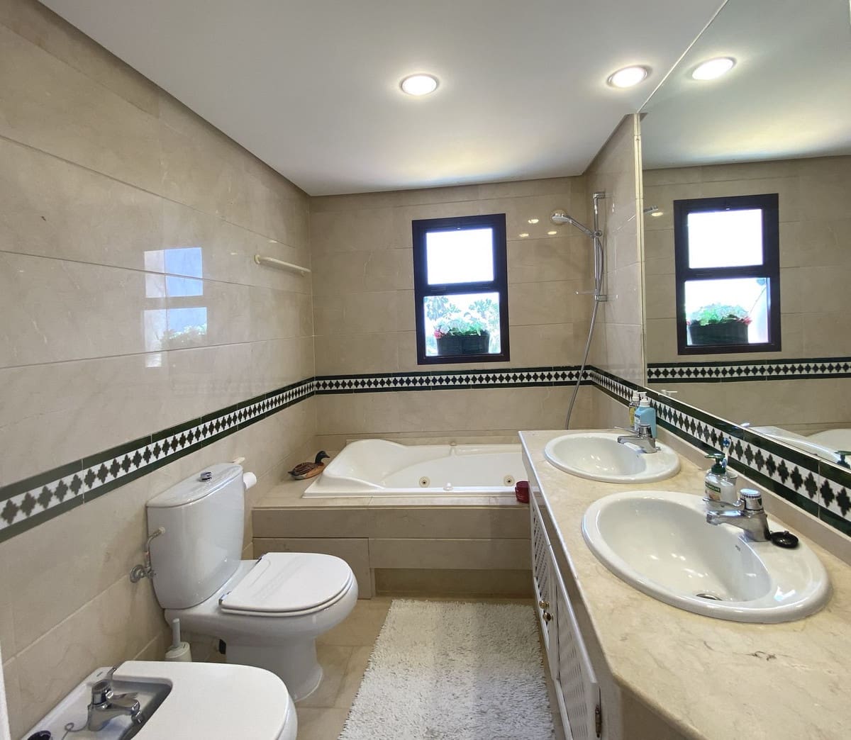 2 Zimmer Haus zu verkaufen in Los Arqueros mit Pool Garage - 550.000 € (Ref: 10044470)