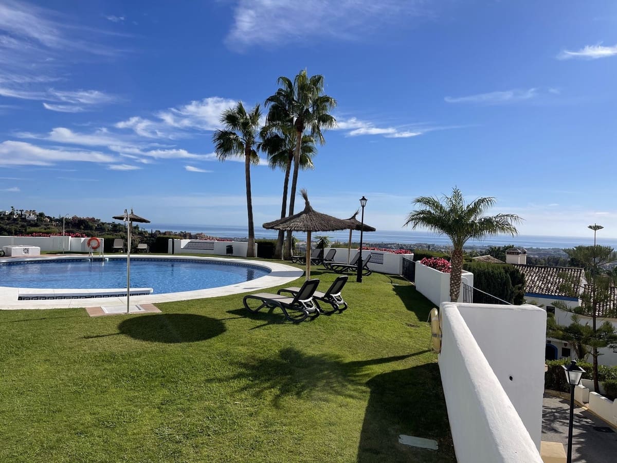 2 Zimmer Haus zu verkaufen in Los Arqueros mit Pool Garage - 550.000 € (Ref: 10044470)