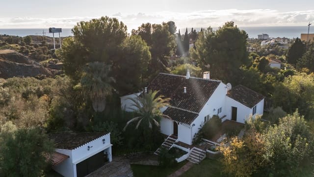 4 camera da letto Villa in vendita in Torreblanca, Fuengirola con piscina garage - 1.799.000 € (Rif: 10044473)