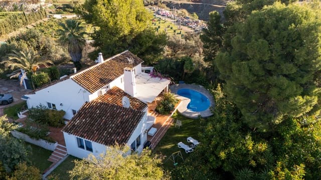 4 camera da letto Villa in vendita in Torreblanca, Fuengirola con piscina garage - 1.799.000 € (Rif: 10044473)