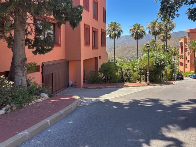 3 bedroom Apartment for sale in Marbella with pool garage - € 475,000 (Ref: 10061282)