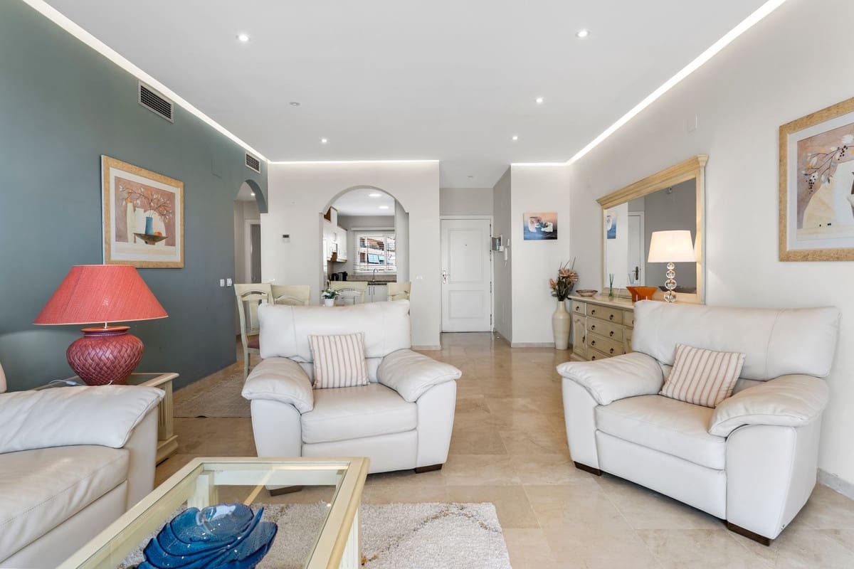 2 Zimmer Apartment zu verkaufen in Miraflores mit Pool - 326.000 € (Ref: 10061283)