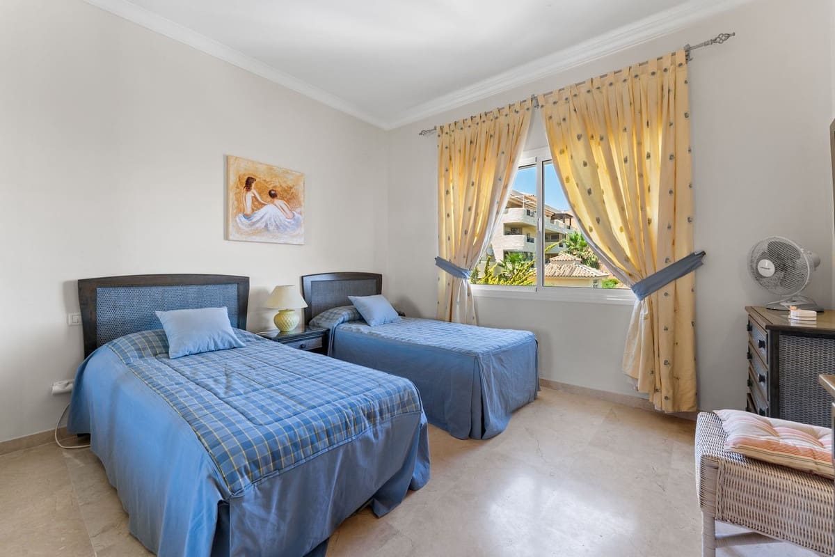 2 Zimmer Apartment zu verkaufen in Miraflores mit Pool - 326.000 € (Ref: 10061283)