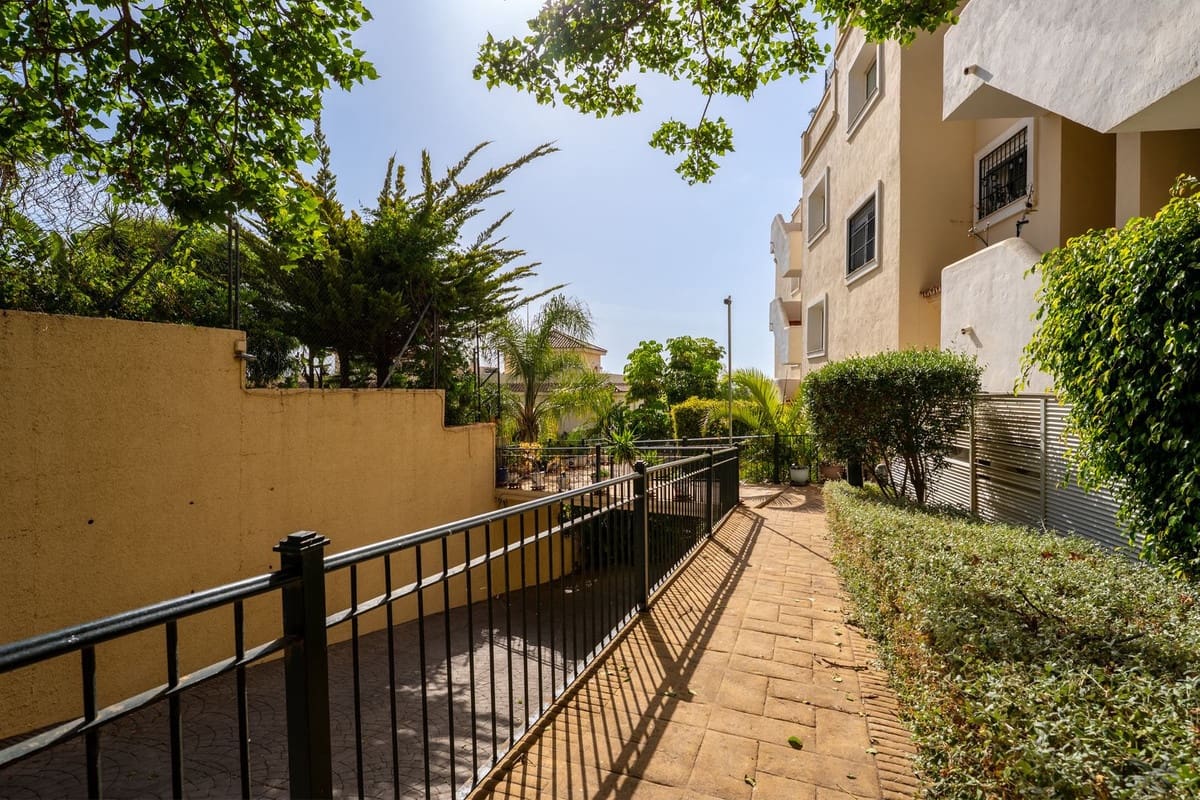 2 Zimmer Apartment zu verkaufen in Miraflores mit Pool - 326.000 € (Ref: 10061283)