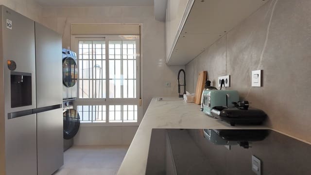 4 makuuhuone Paritalo myytävänä paikassa Torremuelle, Benalmádena mukana uima-altaan 
autotalli - 850 000 € (Ref: 10061286)