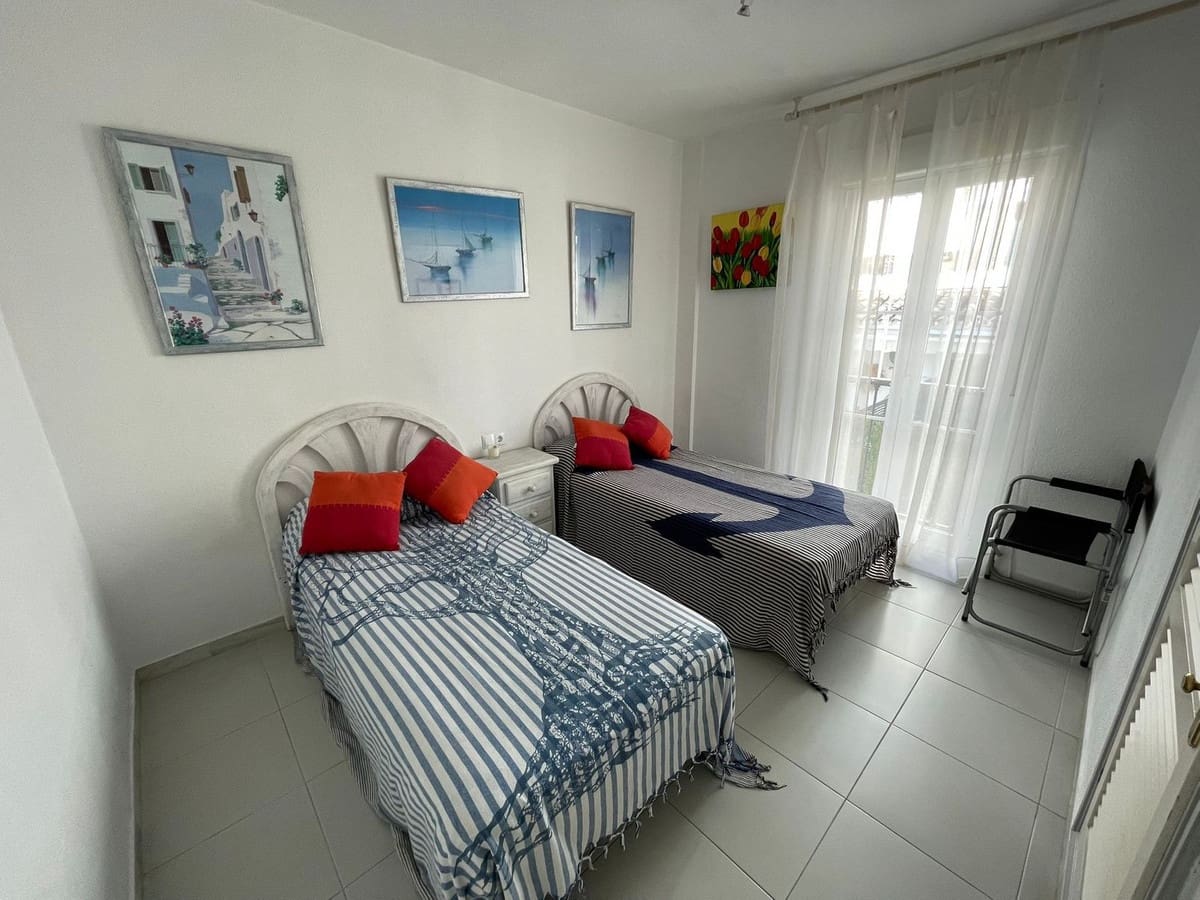 5 bedroom Apartment for sale in Marbella with pool garage - € 735,000 (Ref: 10067094)