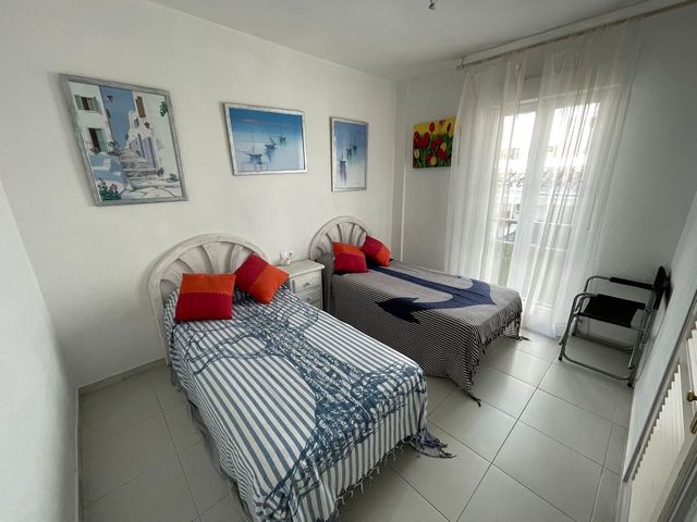 5 bedroom Apartment for sale in Marbella with pool garage - € 735,000 (Ref: 10067094)