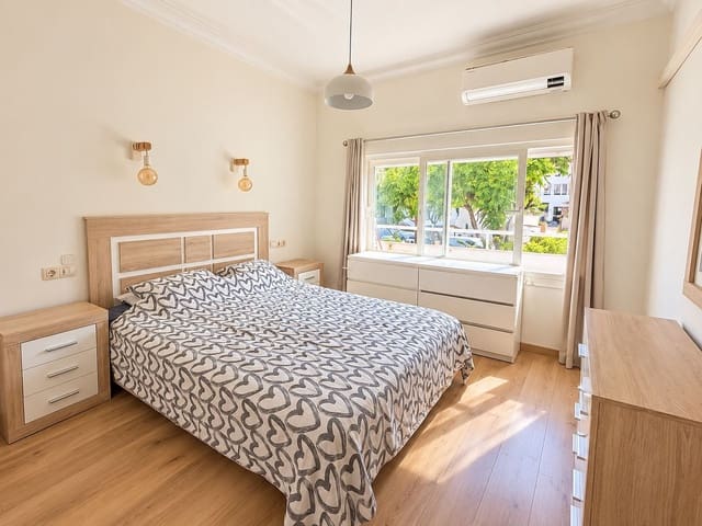 2 sypialnia Apartament na sprzedaż w Benalmadena Costa, Benalmádena z basenem - 289 000 € (Ref: 10085507)