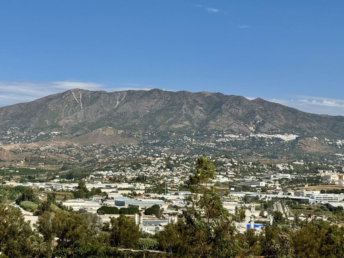 3 soveværelse Lejlighed til salg i Mijas Costa med swimmingpool garage - € 389.000 (Ref: 10088845)
