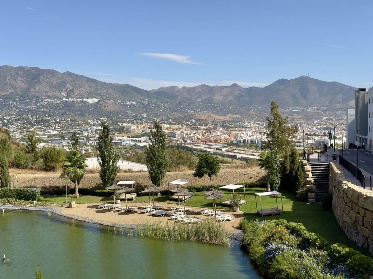 3 soveværelse Lejlighed til salg i Mijas Costa med swimmingpool garage - € 389.000 (Ref: 10088845)