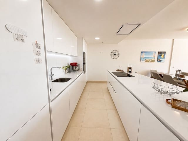 3 soveværelse Lejlighed til salg i La Cala de Mijas, Mijas med swimmingpool garage - € 759.000 (Ref: 10088846)