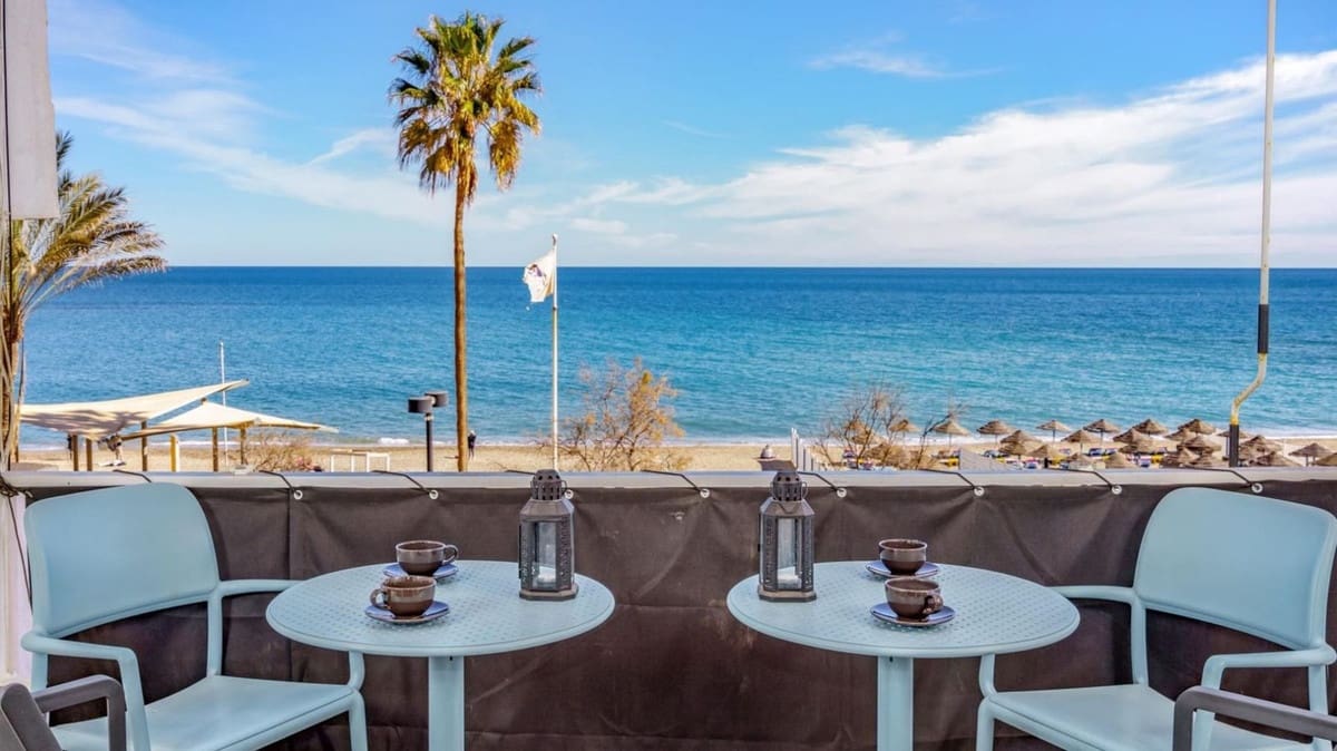 2 bedroom Apartment for sale in Fuengirola - € 519,500 (Ref: 10088847)