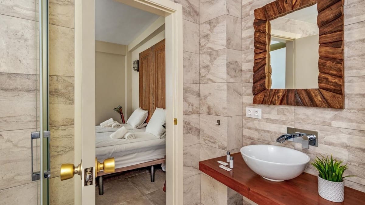 2 bedroom Apartment for sale in Fuengirola - € 519,500 (Ref: 10088847)