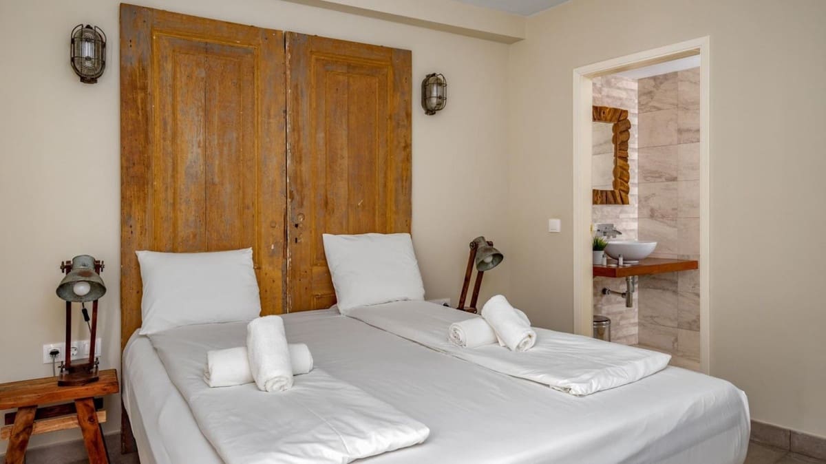 2 bedroom Apartment for sale in Fuengirola - € 519,500 (Ref: 10088847)