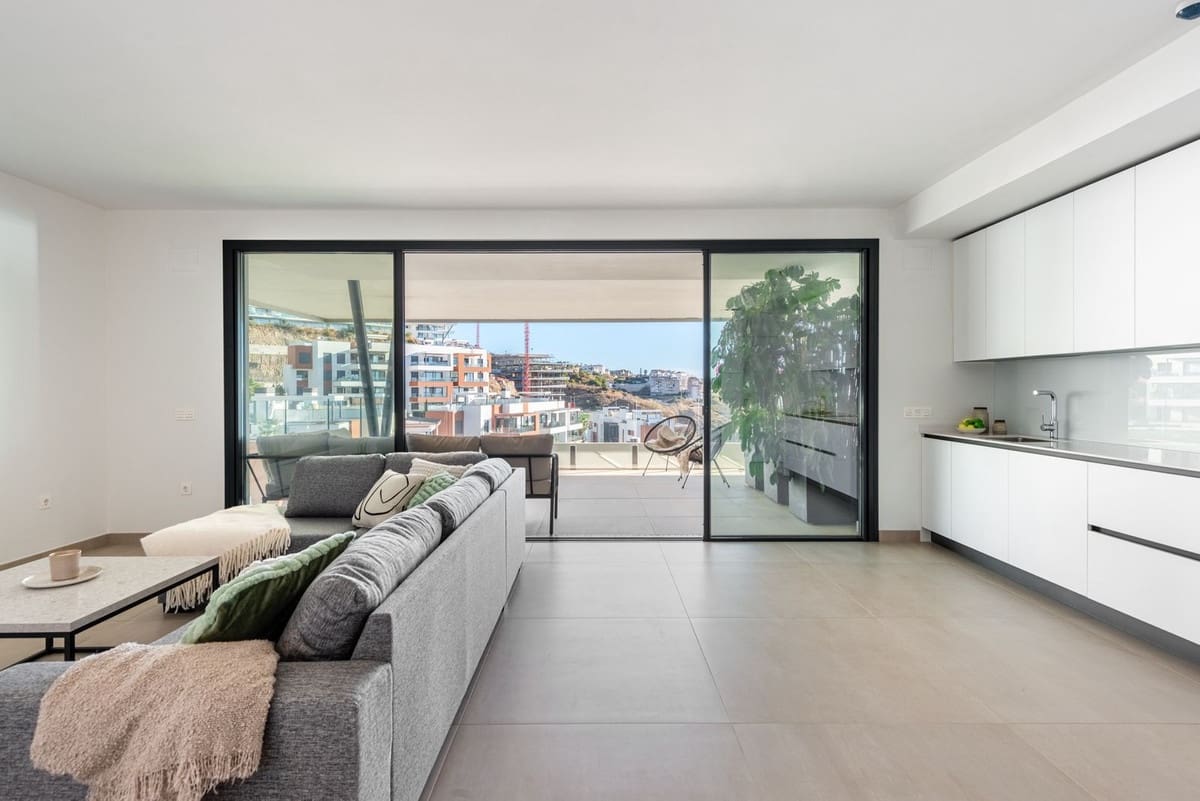 2 Zimmer Penthouse zu verkaufen in Fuengirola mit Pool Garage - 960.000 € (Ref: 10088848)