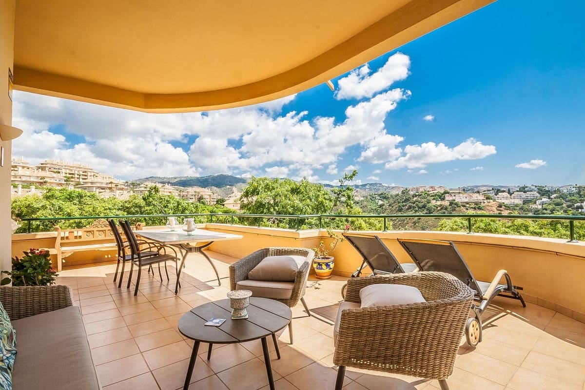 3 soverom Leilighet til salgs i Marbella med svømmebasseng garasje - € 679 000 (Ref: 10094214)