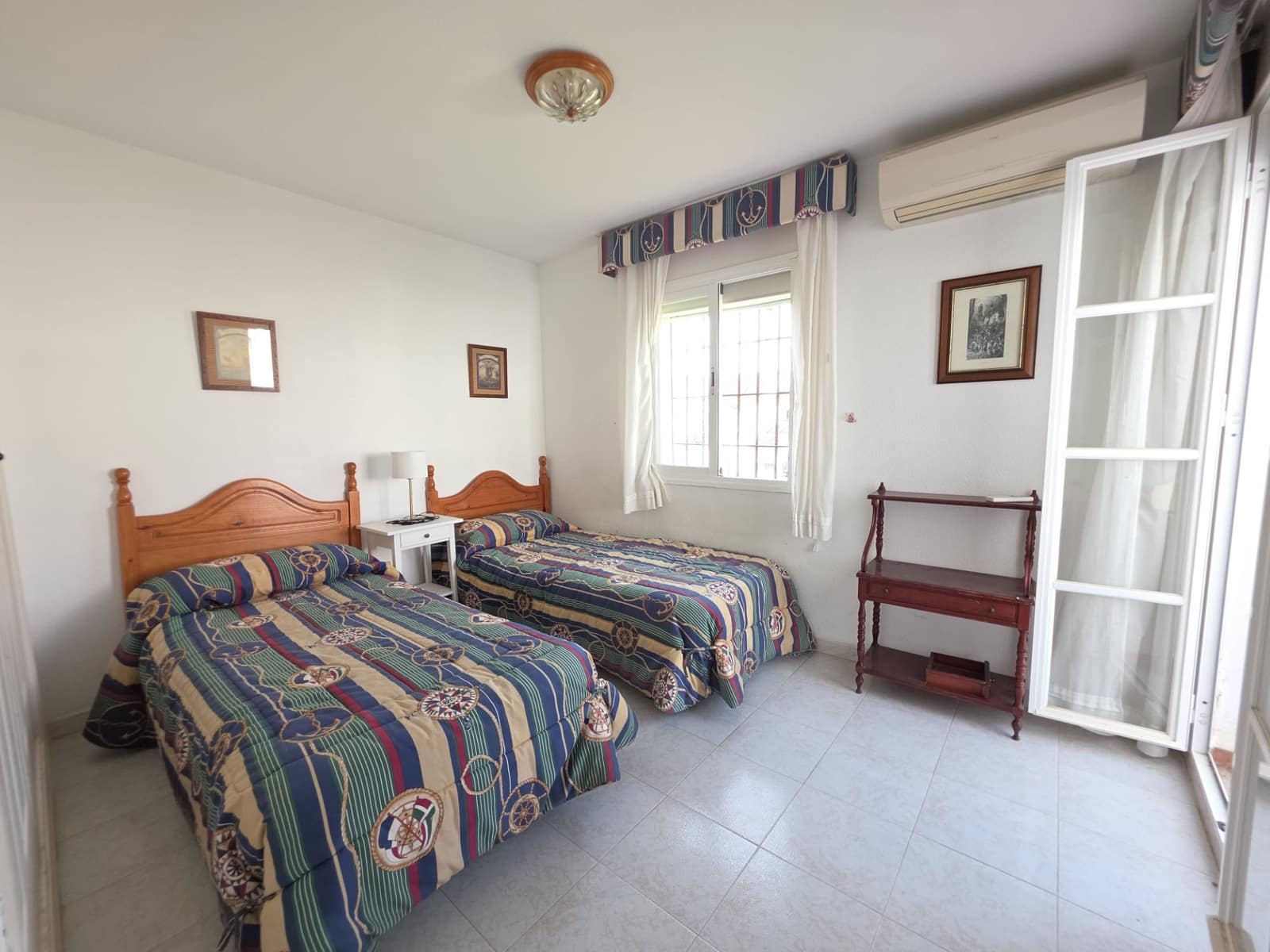 3 Zimmer Doppelhaus zu verkaufen in Casares mit Pool Garage - 635.000 € (Ref: 10101834)