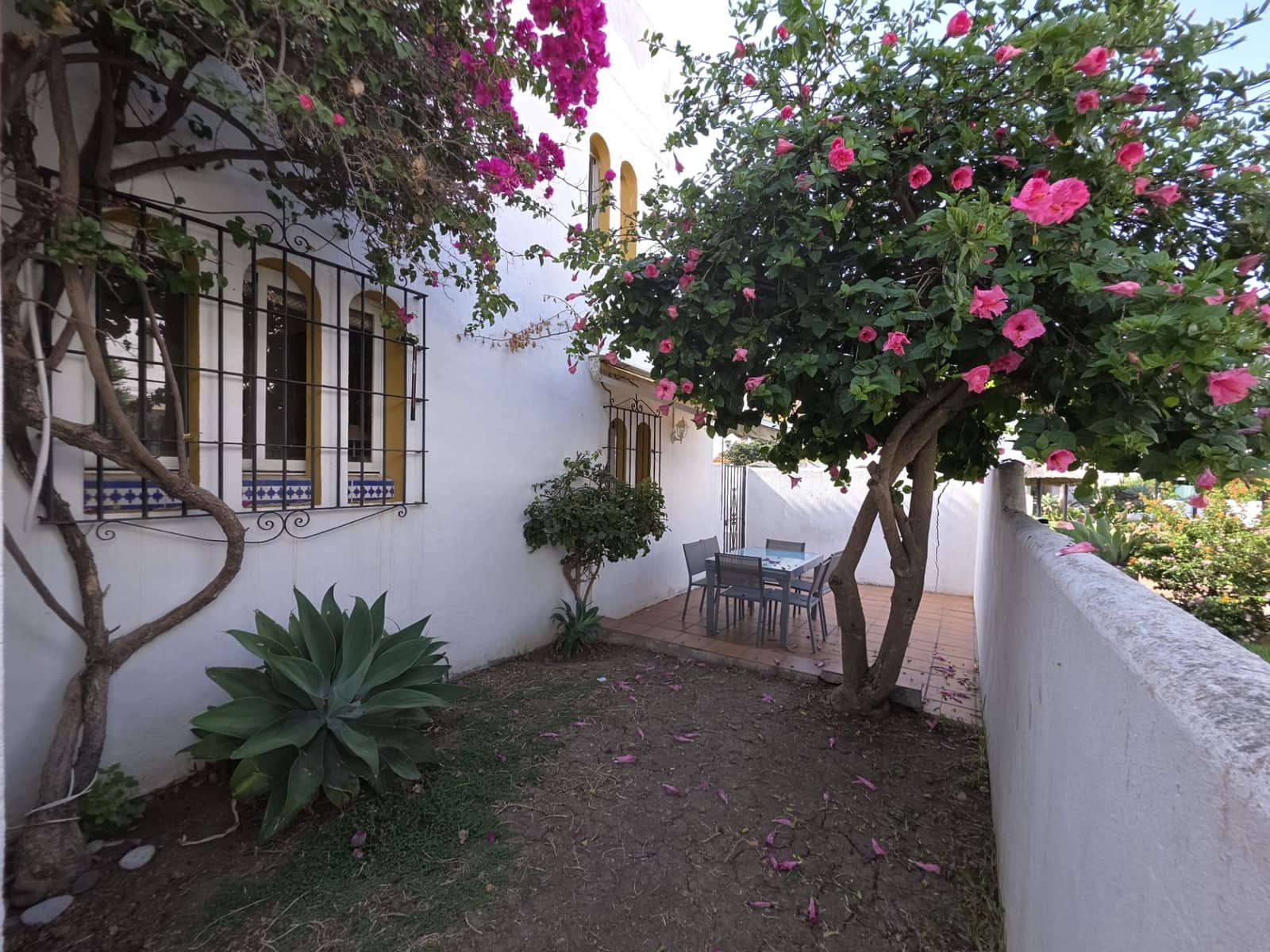 3 Zimmer Doppelhaus zu verkaufen in Casares mit Pool Garage - 635.000 € (Ref: 10101834)