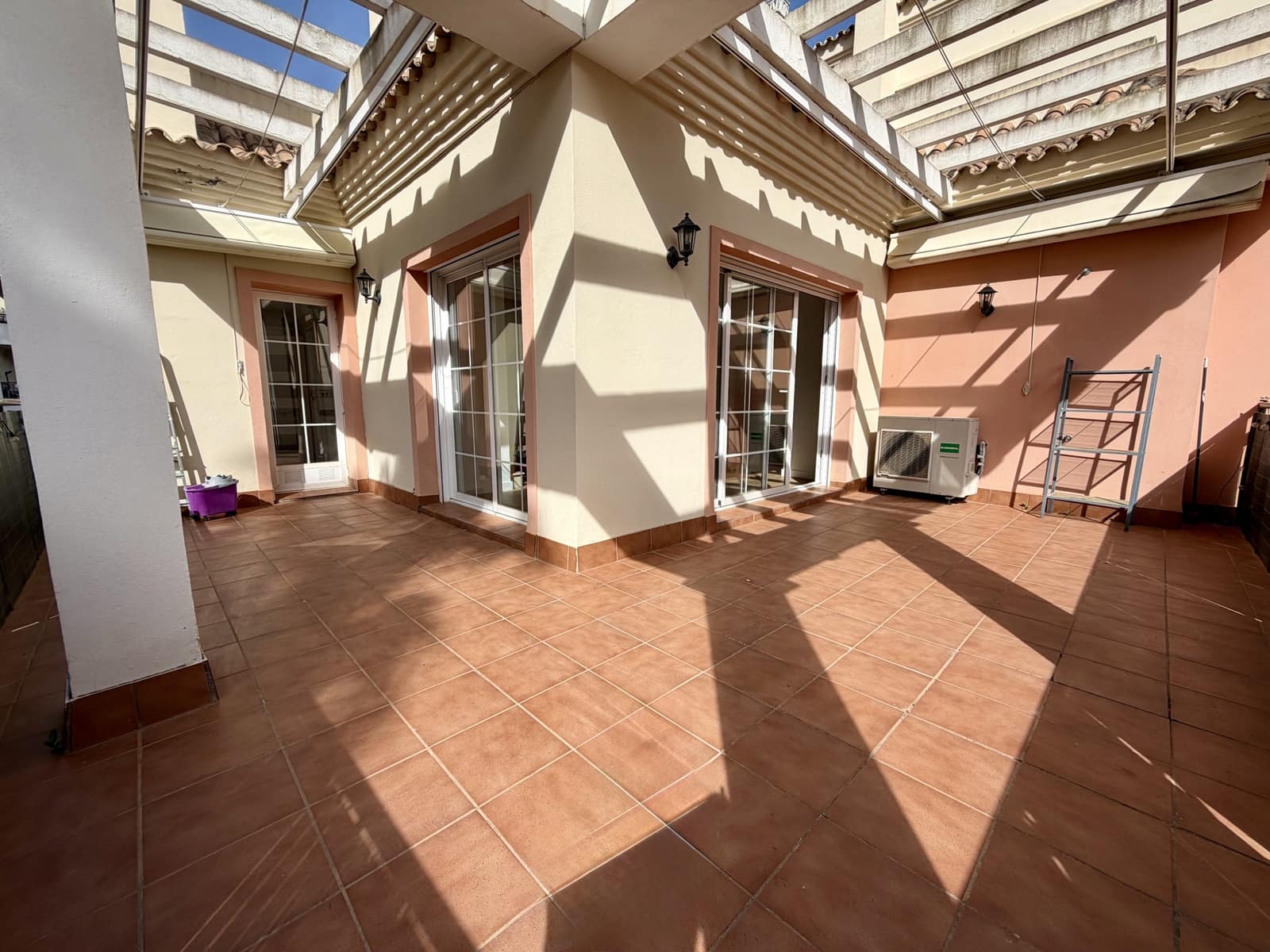 3 sovrum Lägenhet till salu i Marbella med pool garage - 575 000 € (Ref: 10101835)