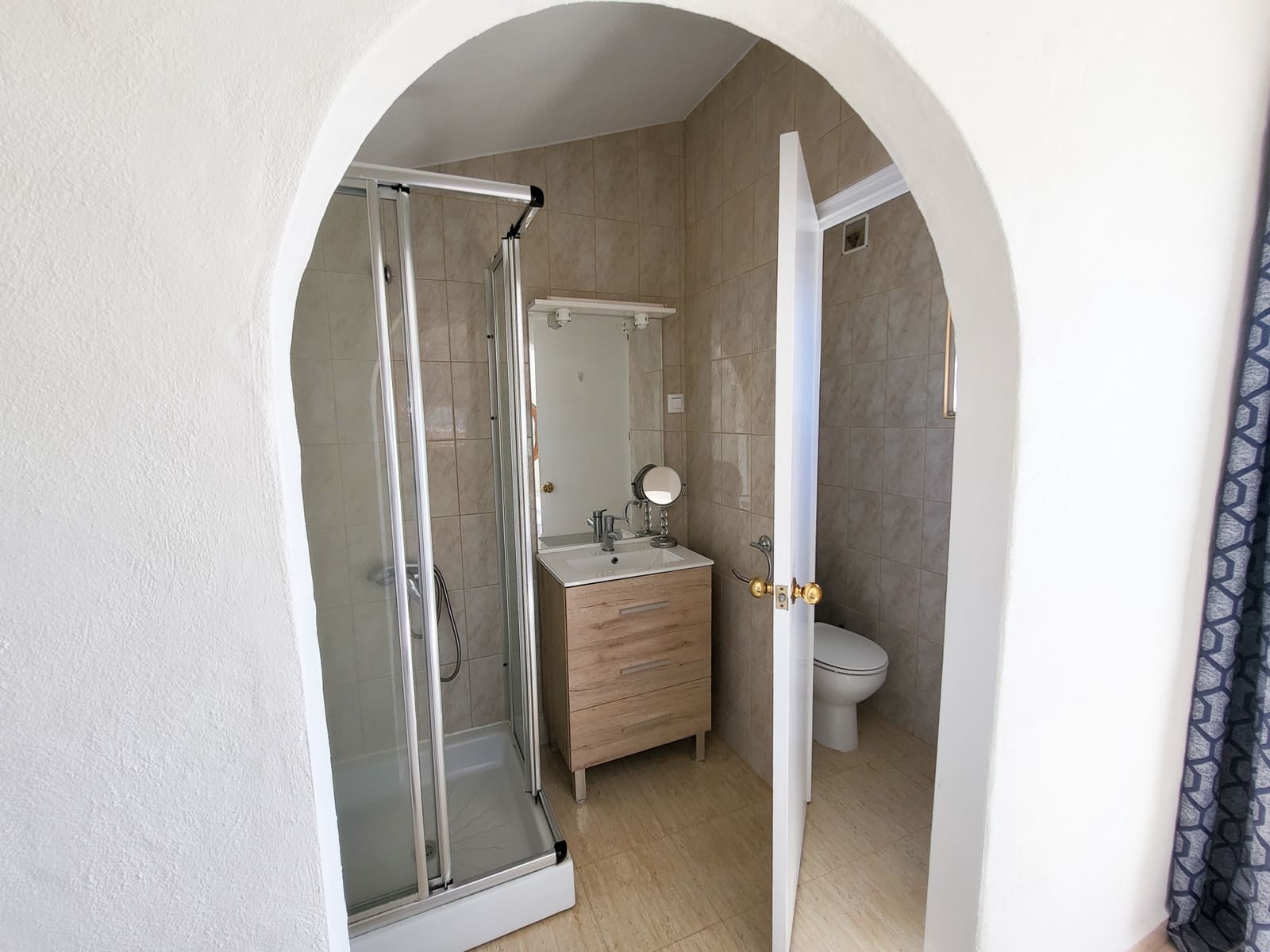 3 bedroom Semi-detached Villa for sale in La Duquesa / Puerto de la Duquesa with pool garage - € 329,000 (Ref: 10114562)