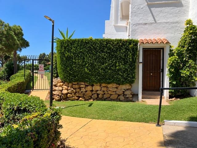 Apartamento de 2 habitaciones en Calahonda, Mijas en venta con piscina garaje - 260.000 € (Ref: 10118751)