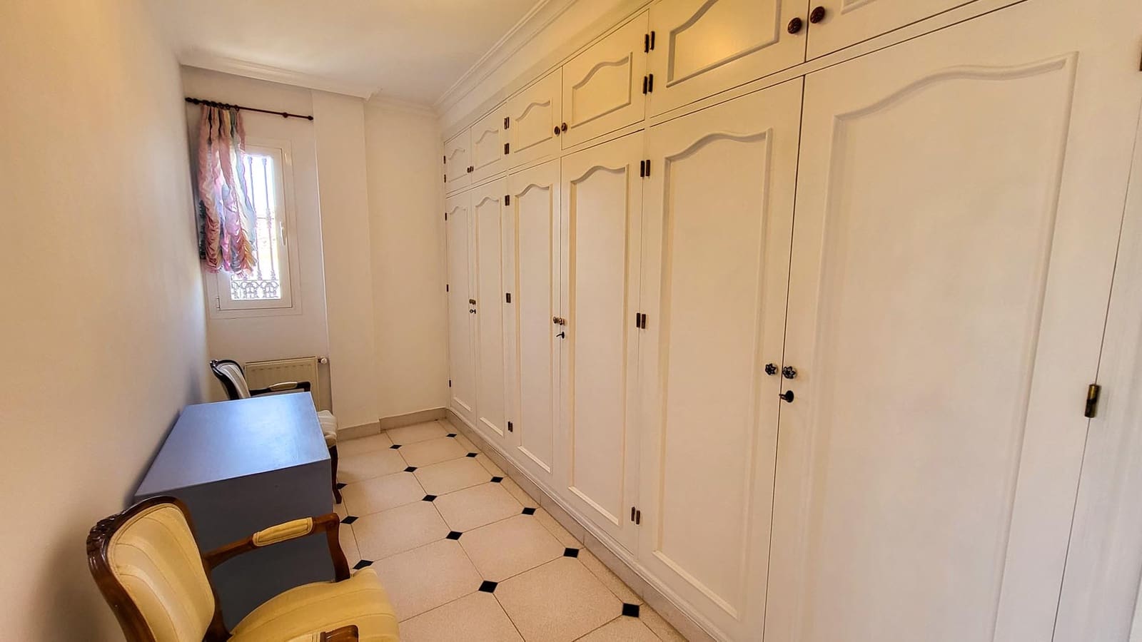 5 camera da letto Villa in vendita in Marbella con piscina garage - 1.300.000 € (Rif: 10127691)