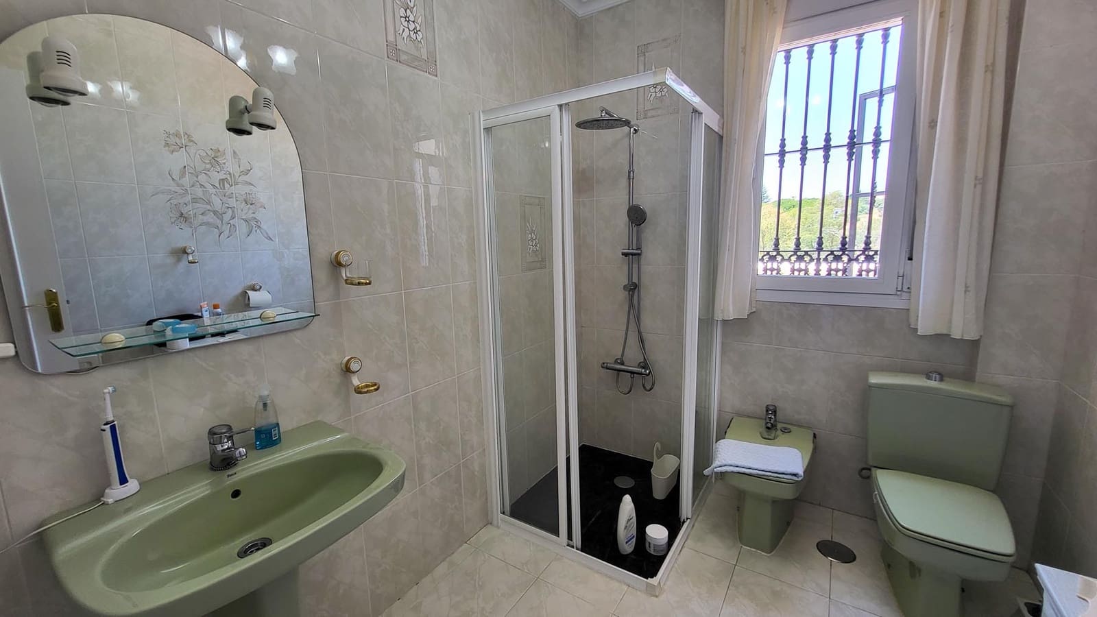 5 camera da letto Villa in vendita in Marbella con piscina garage - 1.300.000 € (Rif: 10127691)