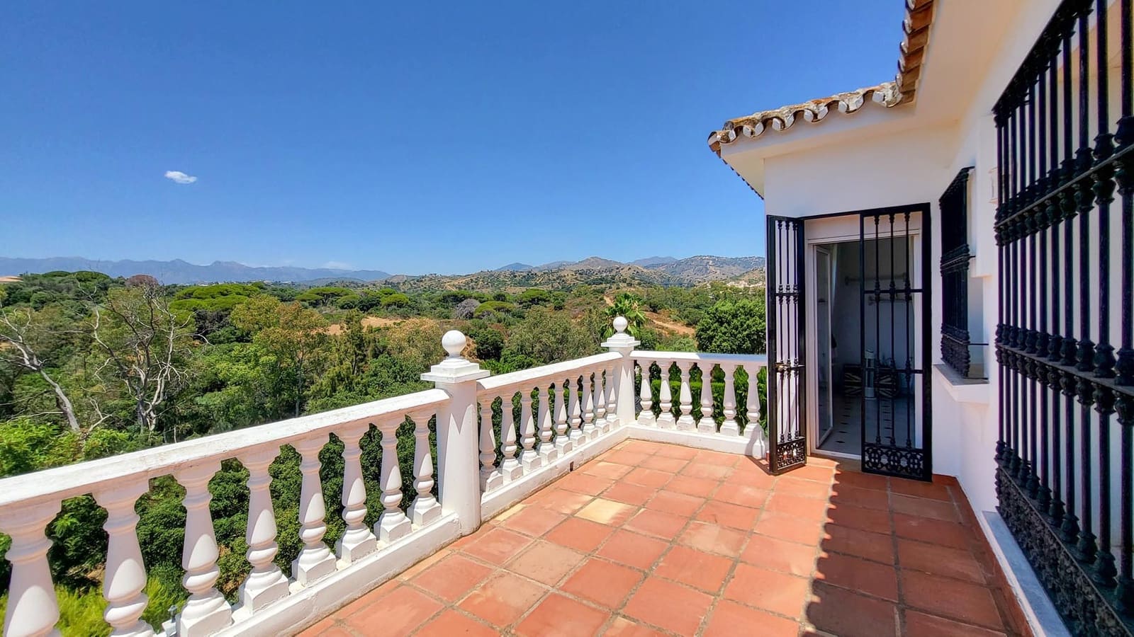 5 camera da letto Villa in vendita in Marbella con piscina garage - 1.300.000 € (Rif: 10127691)