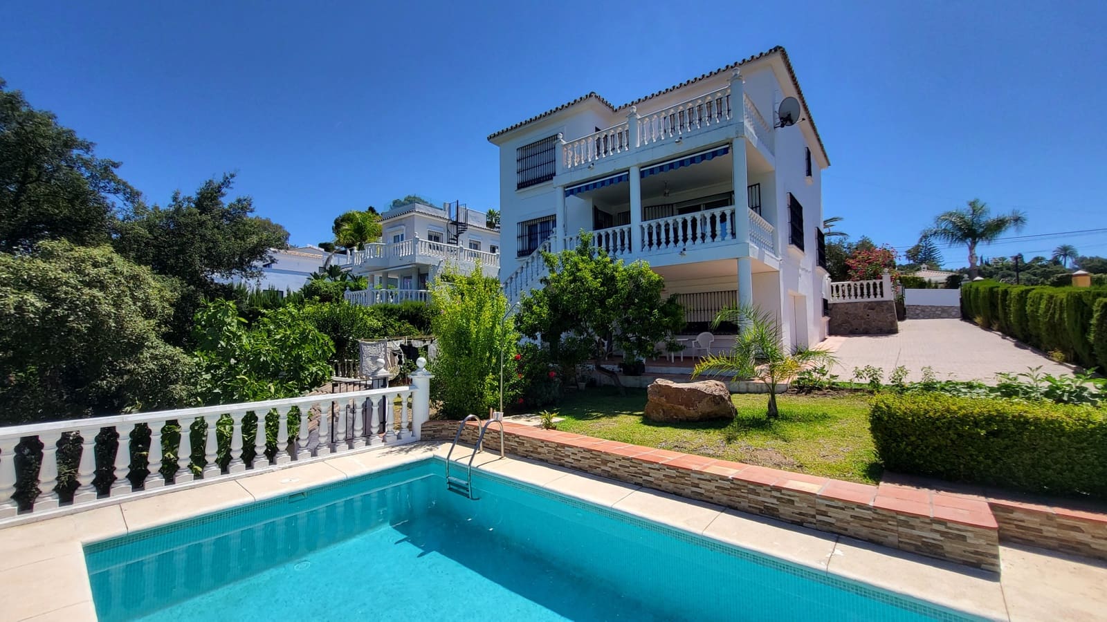 5 camera da letto Villa in vendita in Marbella con piscina garage - 1.300.000 € (Rif: 10127691)