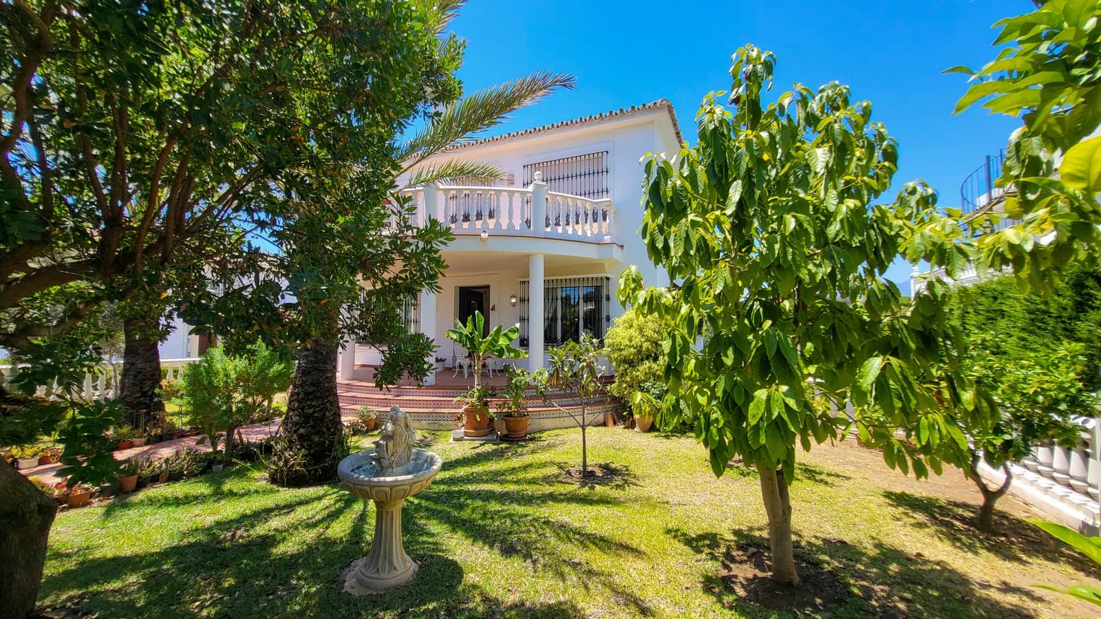 5 camera da letto Villa in vendita in Marbella con piscina garage - 1.300.000 € (Rif: 10127691)
