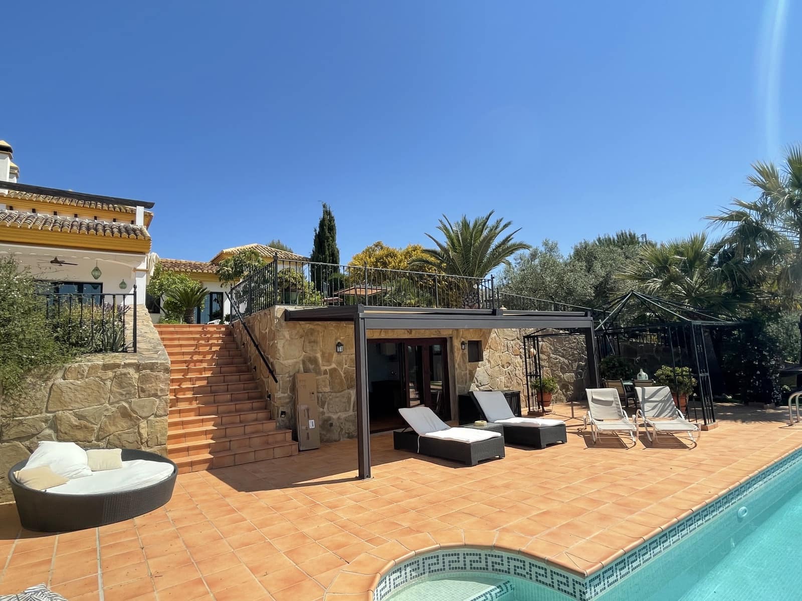 4 soverom Villa til salgs i Villanueva de la Concepcion med svømmebasseng garasje - € 1 690 000 (Ref: 10127693)