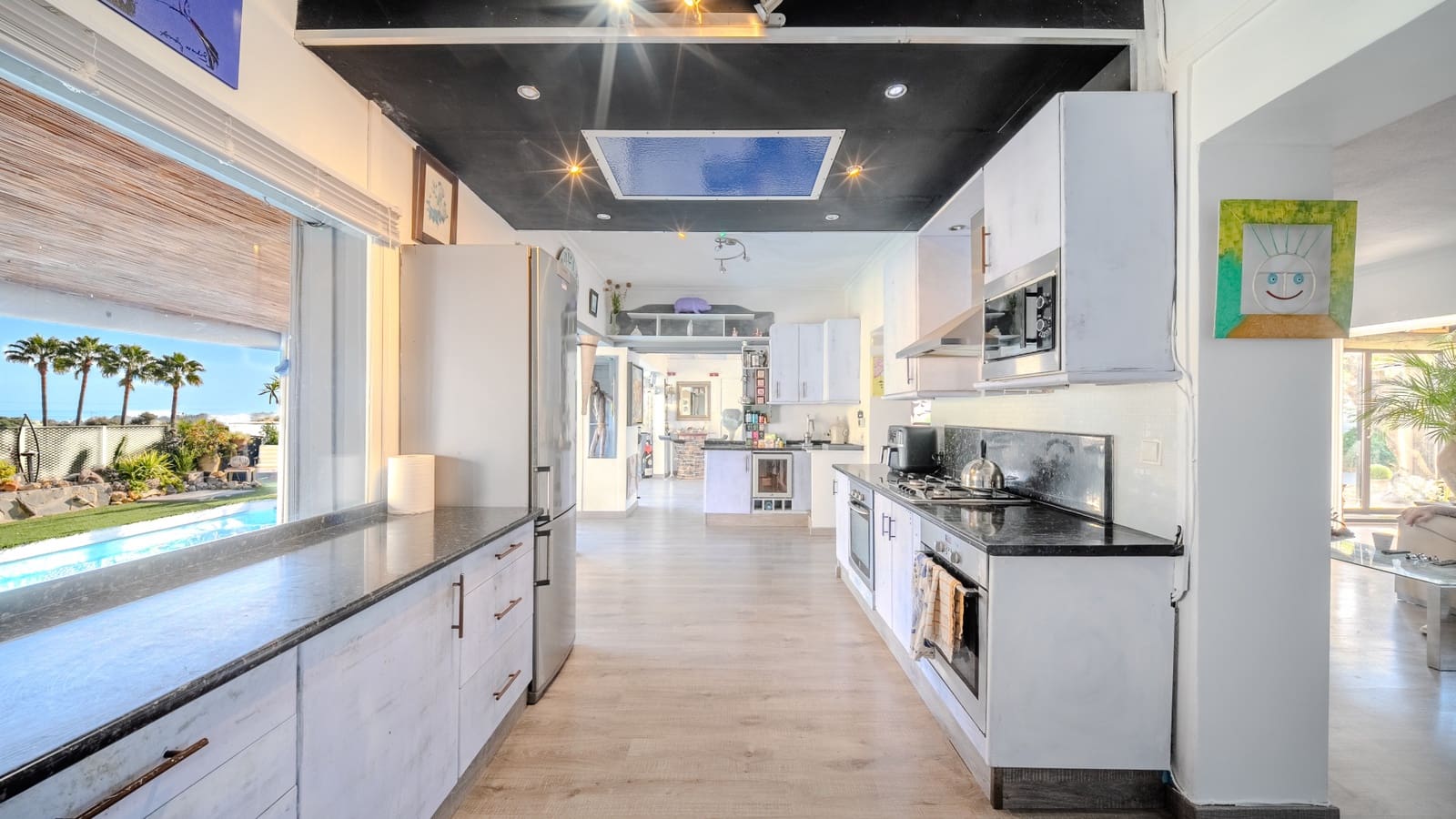 5 Zimmer Villa zu verkaufen in Estepona mit Pool Garage - 749.000 € (Ref: 10127694)