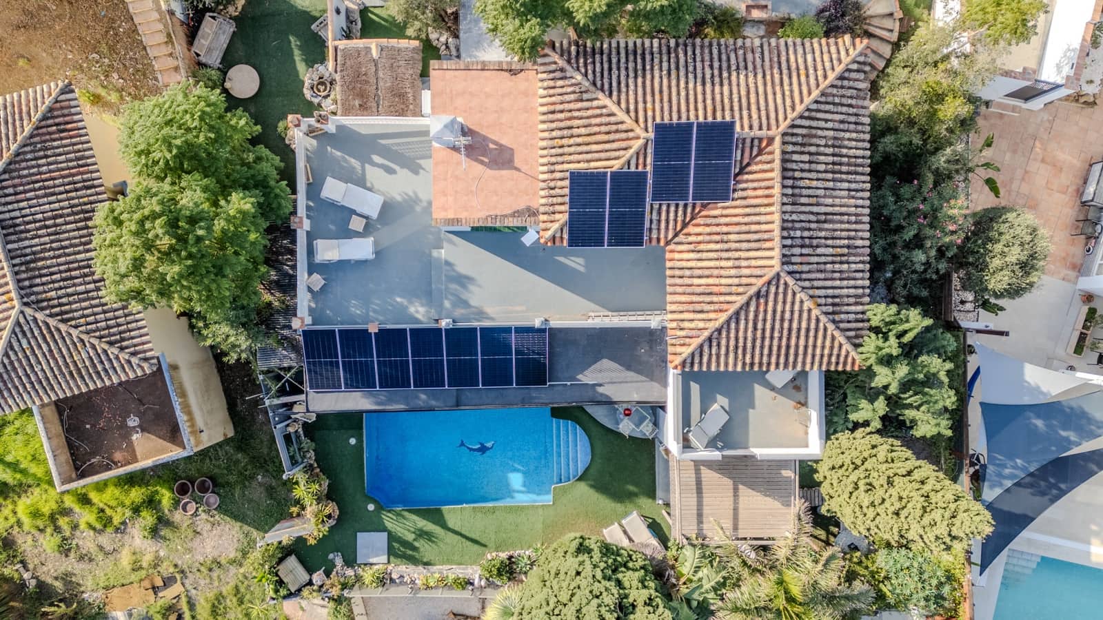 5 Zimmer Villa zu verkaufen in Estepona mit Pool Garage - 749.000 € (Ref: 10127694)