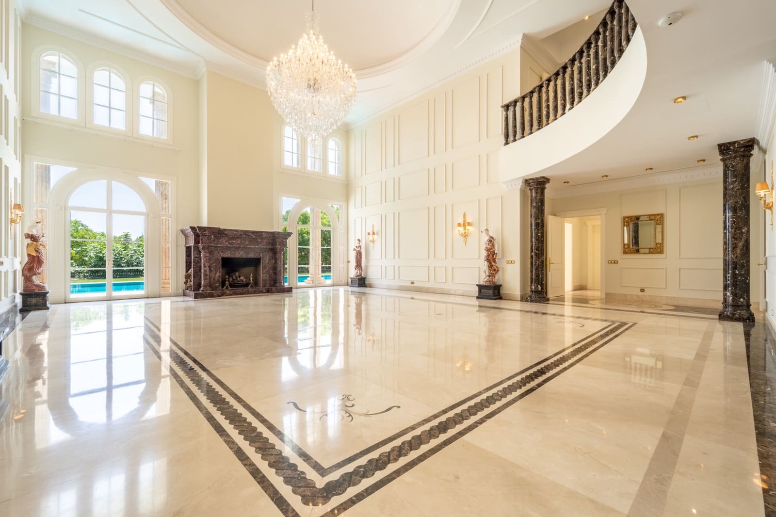 10 quarto Moradia para venda em Marbella com piscina garagem - 17 500 000 € (Ref: 10131205)