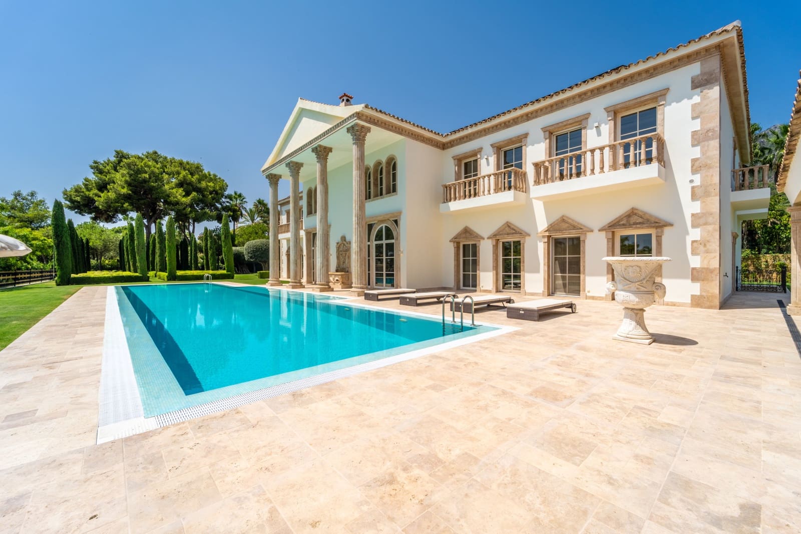 10 quarto Moradia para venda em Marbella com piscina garagem - 17 500 000 € (Ref: 10131205)