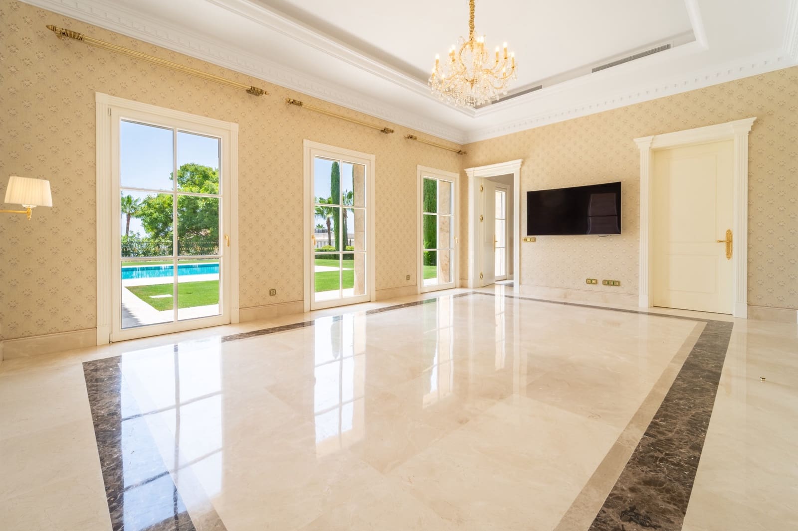 10 quarto Moradia para venda em Marbella com piscina garagem - 17 500 000 € (Ref: 10131205)