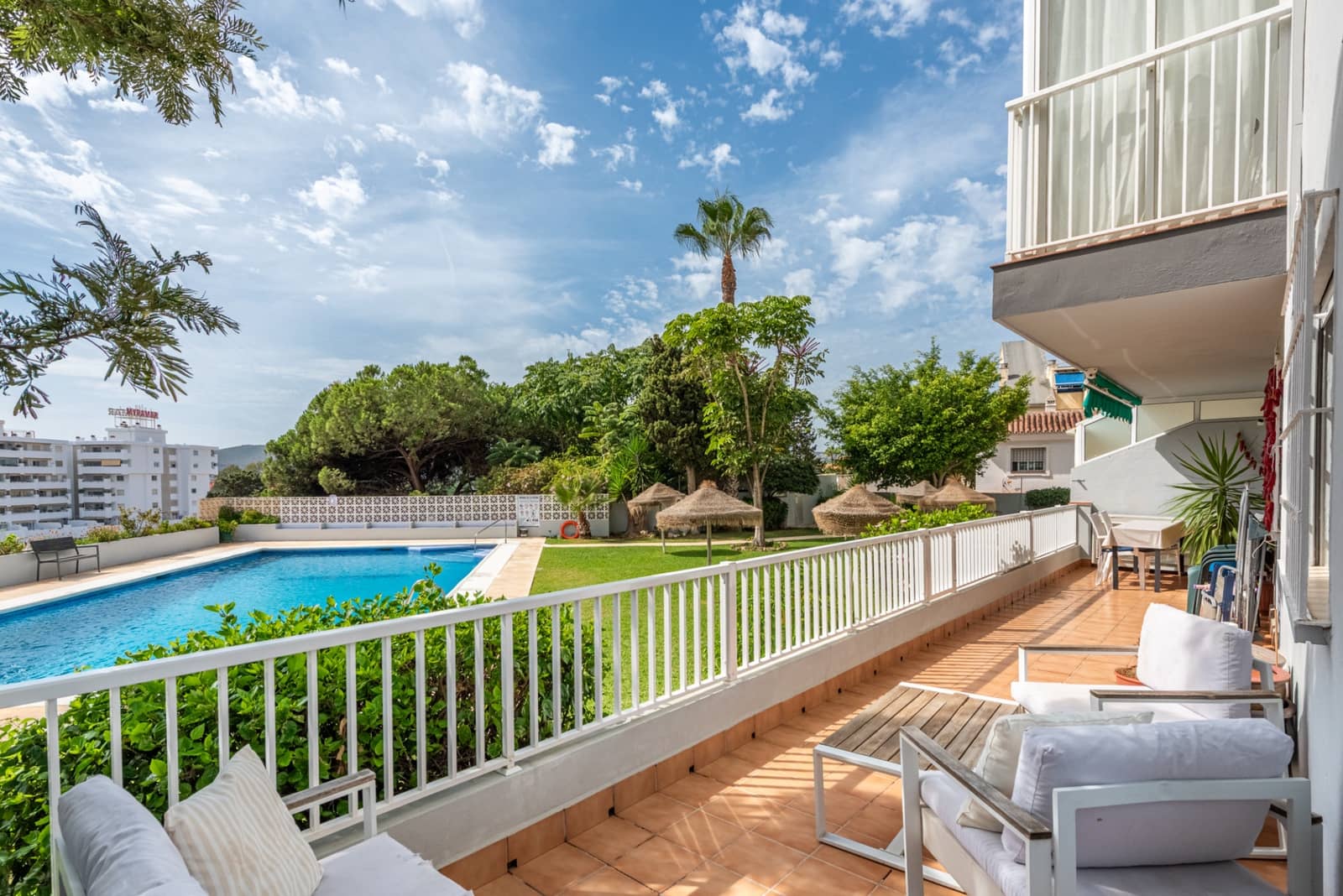 3 quarto Apartamento para venda em Fuengirola com piscina - 390 000 € (Ref: 10141673)